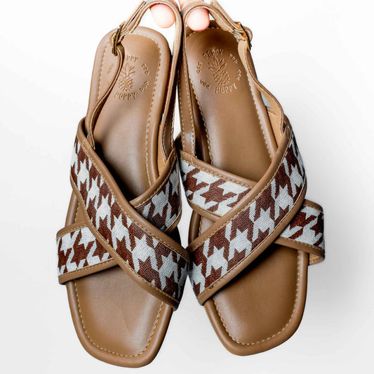 Criss Cross Houndstooth Sandals – Brown