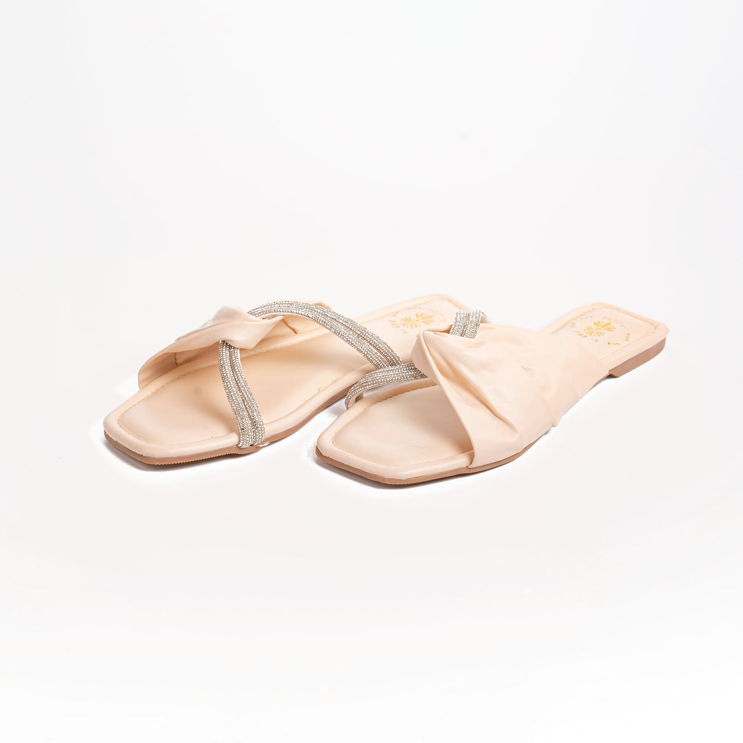 Delicate Stone Twist Sandals – Cream